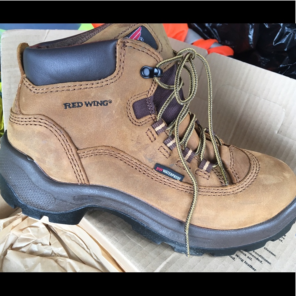 Steel toe construction boots
