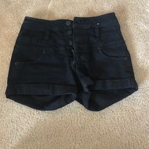 Black jean shorts( high waisted)