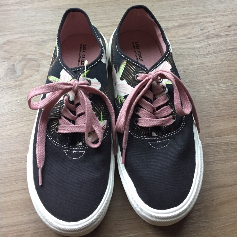SOLD Zara Canvas Lace Up Shoes Tropical Prt SZ 37 - Picture 2 of 7