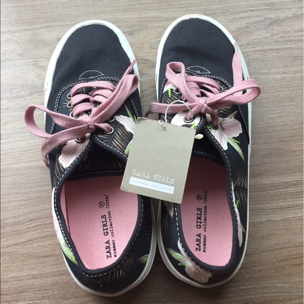 SOLD Zara Canvas Lace Up Shoes Tropical Prt SZ 37 - Picture 3 of 7