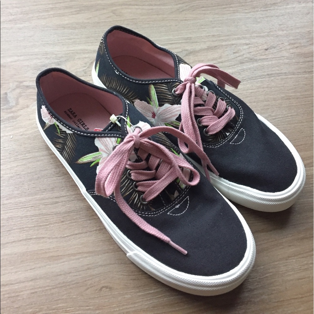 SOLD Zara Canvas Lace Up Shoes Tropical Prt SZ 37 - Picture 4 of 7