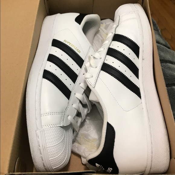 Women's adidas superstars - Picture 4 of 4