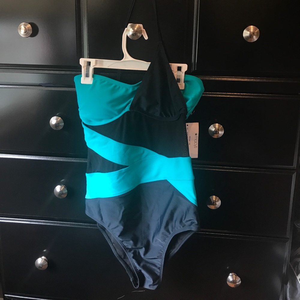 One piece bathing suit