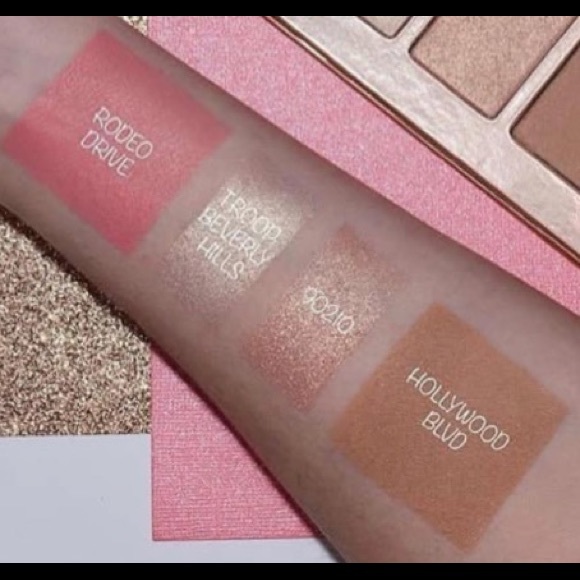 1 LEFT! HP x2! AUTH KYLIE KOKO KOLLECTION  PALETTE - Picture 3 of 8
