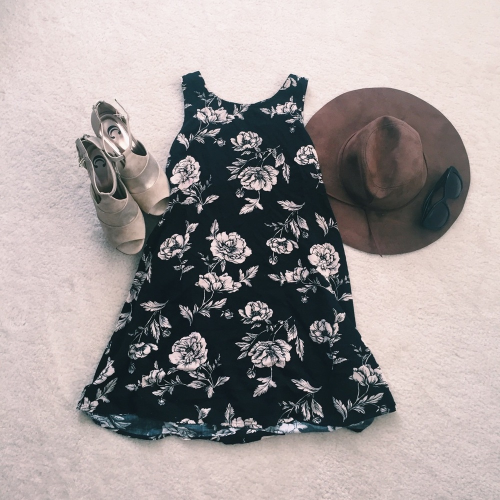 Forever 21 Floral Printed Dress