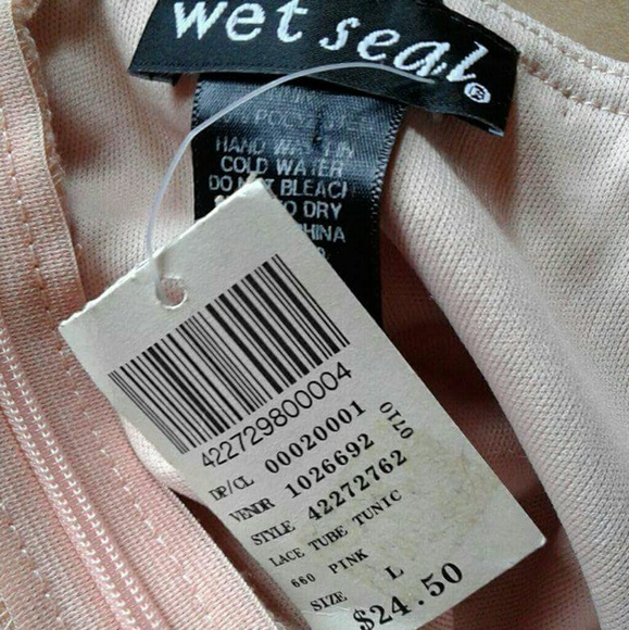 Mini dress - Picture 3 of 3