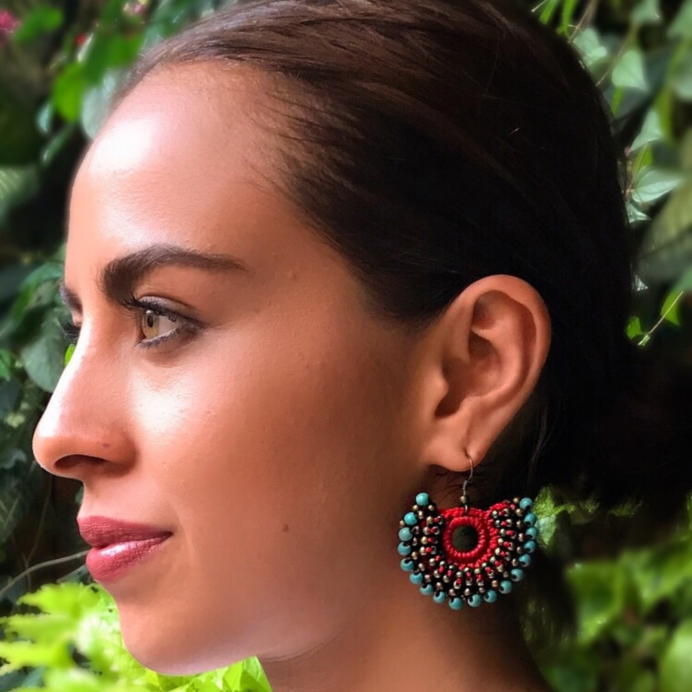 Handmade earring made in Mexico.
