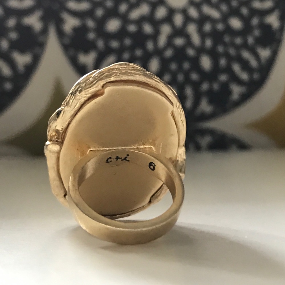 Chloe + Isabel Cabouchon Cocktail Ring Sz 6 - Picture 2 of 3