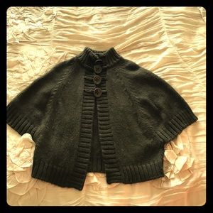 Olive wide sleeved sweater