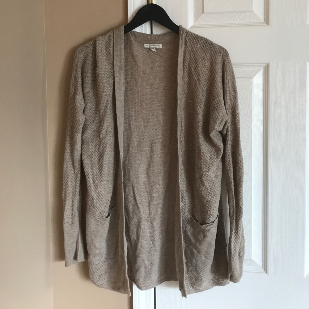 American eagle cardigan