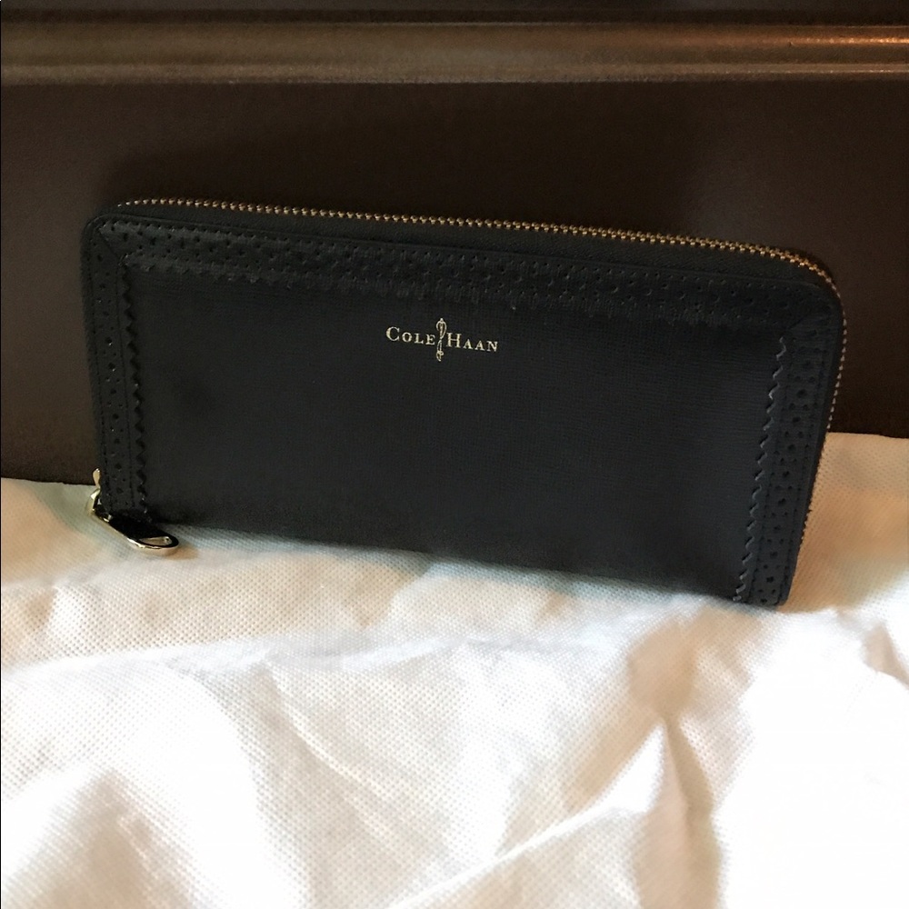 Cole Haan zipper wallet
