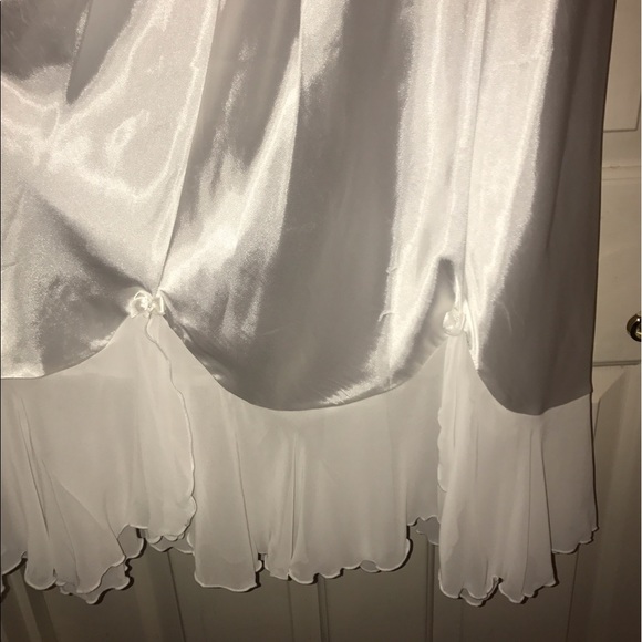 VINTAGE 💜LINEA DONATELLA💜Peignoir Pearl/Lace Set - Picture 3 of 9