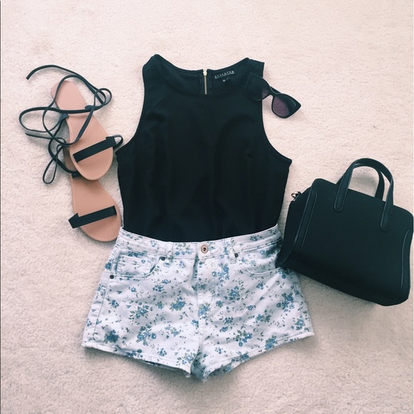 Floral Printed Shorts - Picture 1 of 1