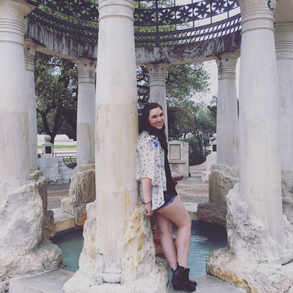 Meet your Posher, Kaitlyn