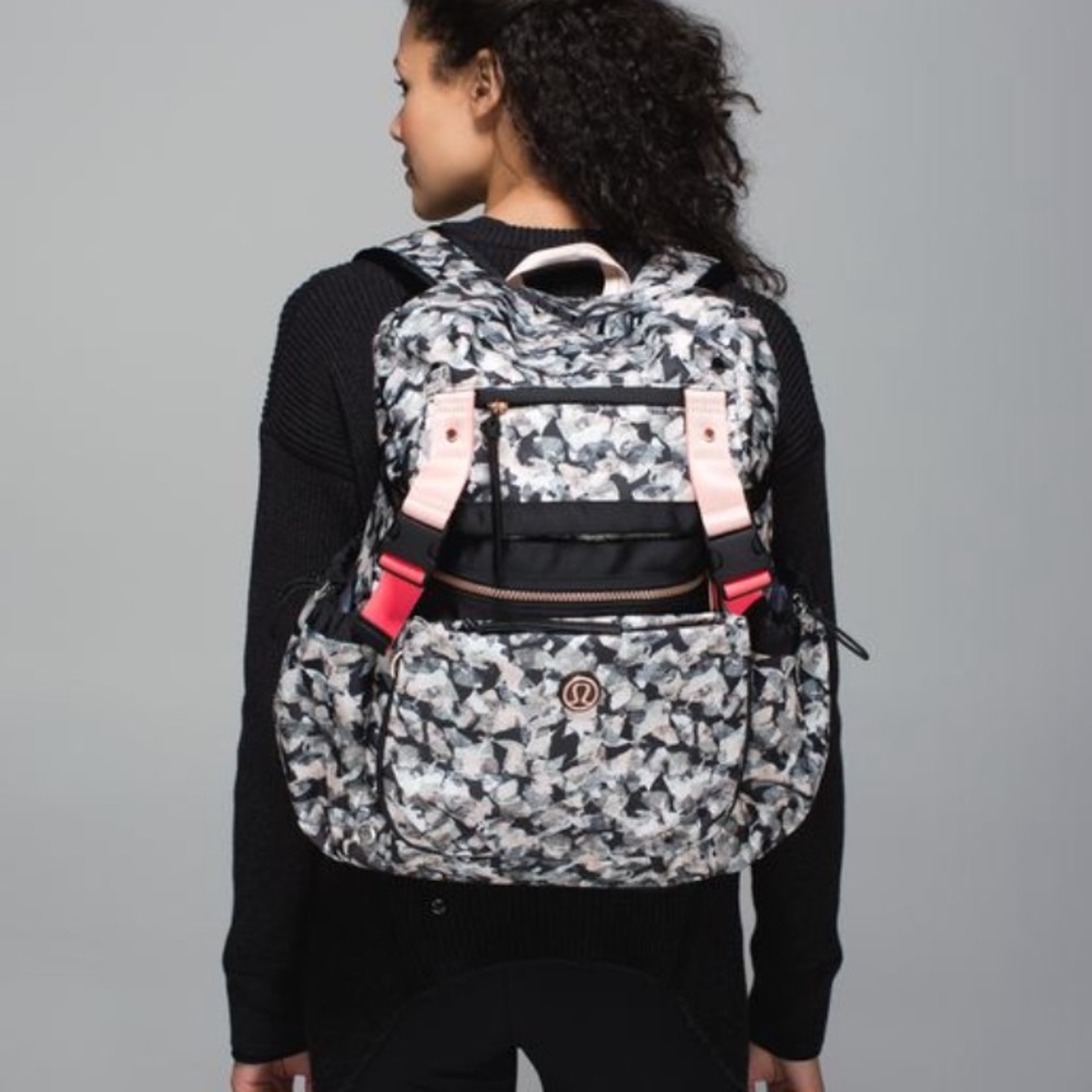 🍋Lululemon Yogini Rucksack🍋