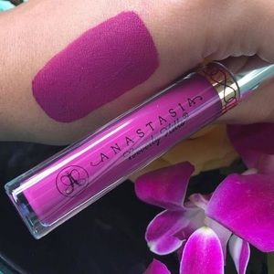 ABH Liquid Lipstick in Madison