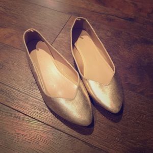 Gold tone neutral flats shoes