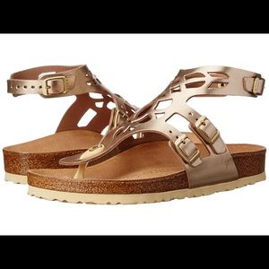 ISO Birkenstock Jakarta gold sandal in 8.5!
