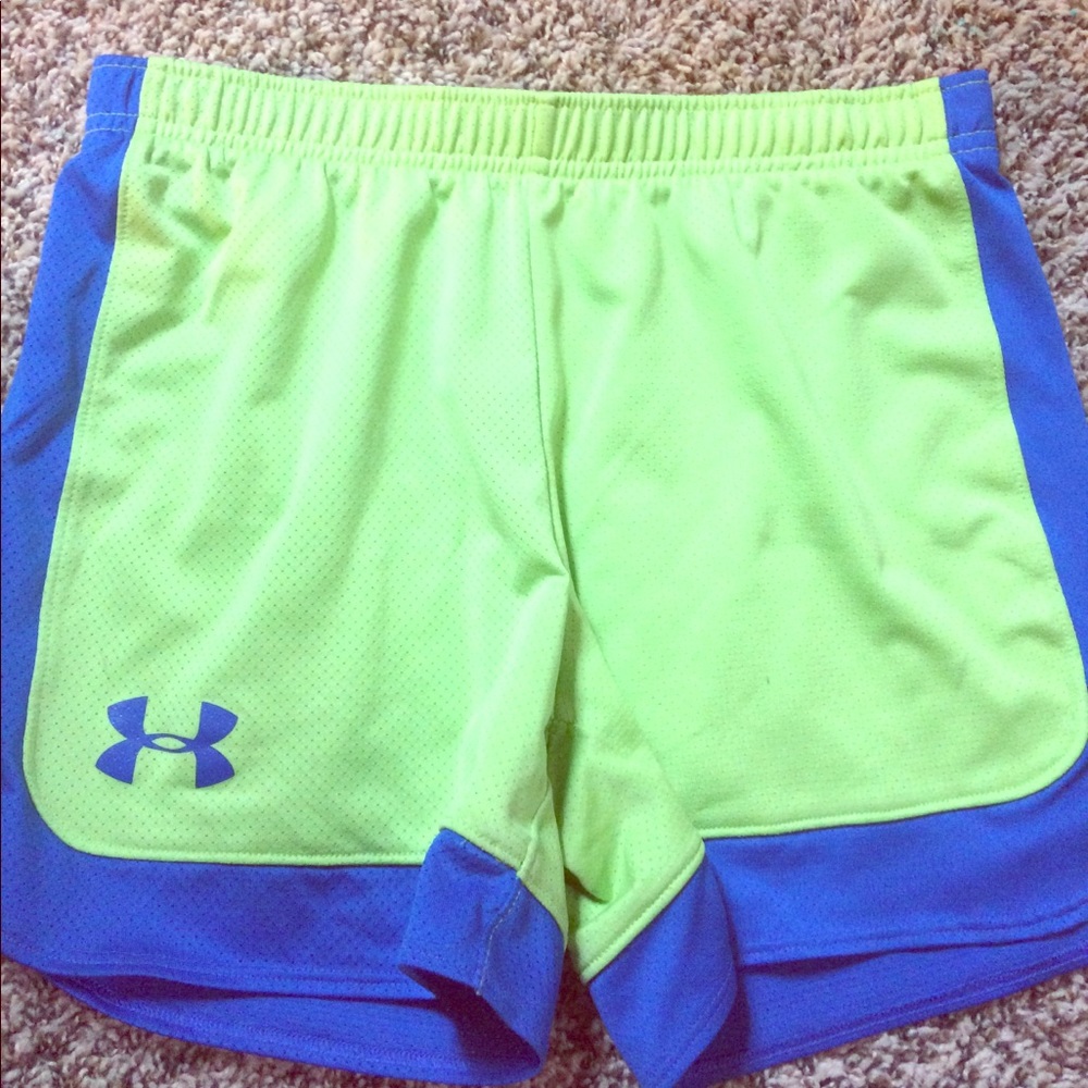 Youth girls Under Armour shorts