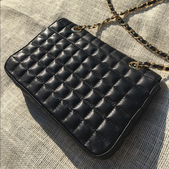 Kate Landry Black quilted Shoulder bag gold chain - Picture 3 of 7