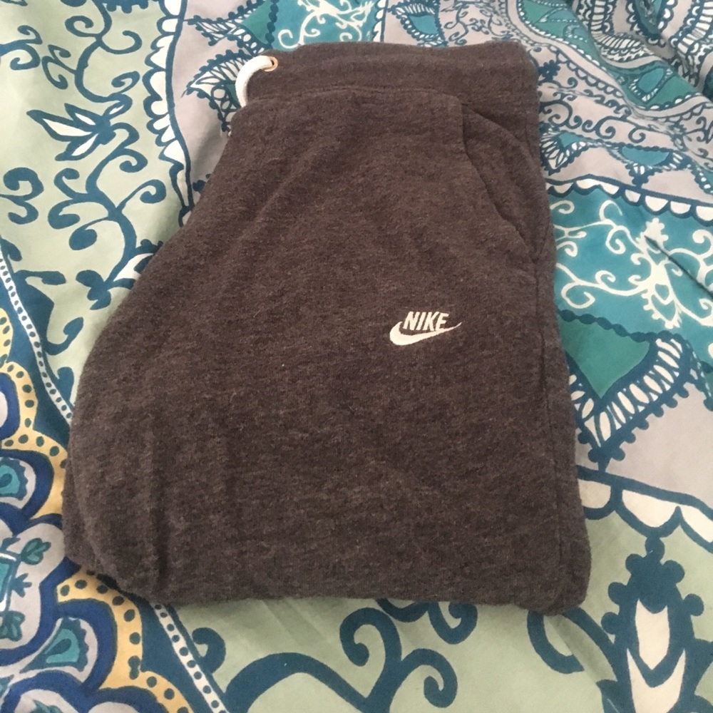 Nike gray sweats/leggings
