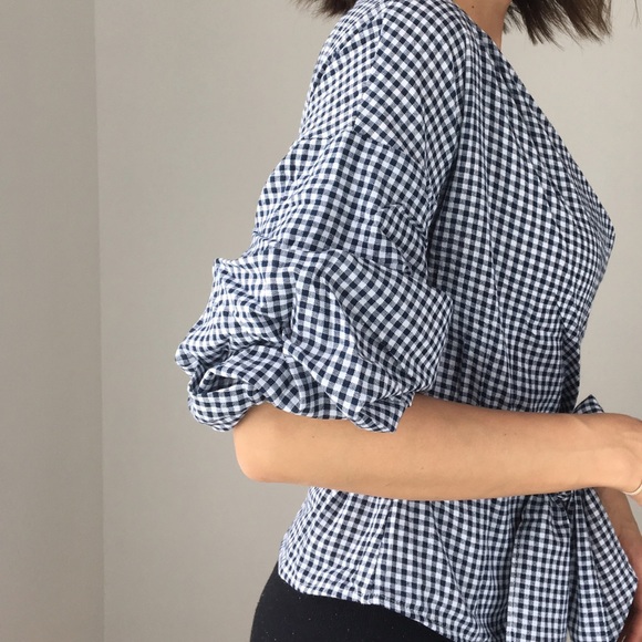 Date night gingham wrap shirt - Picture 3 of 4