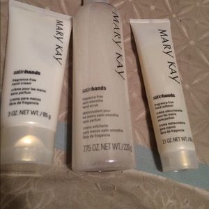 Mary Kay Satin Hands Set
