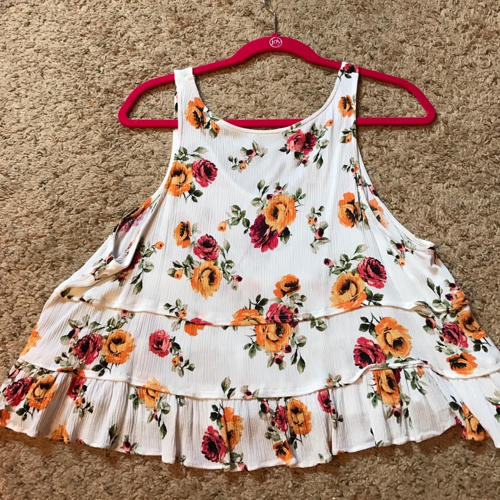 Rose Top! - Picture 3 of 4