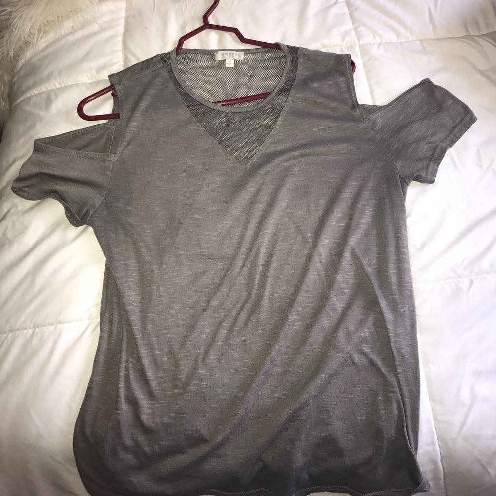 Grey shirt with cut sleeve details