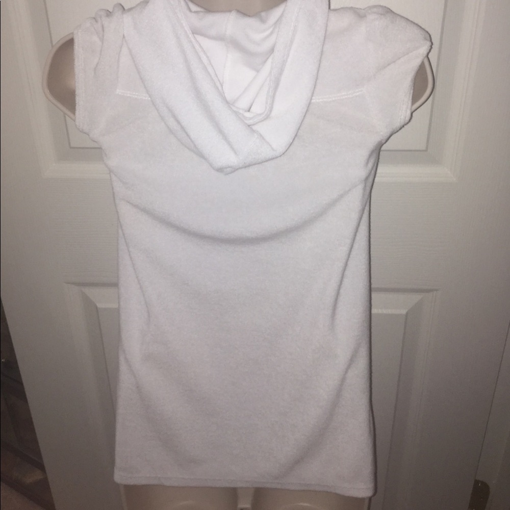 a coverup - Picture 2 of 3
