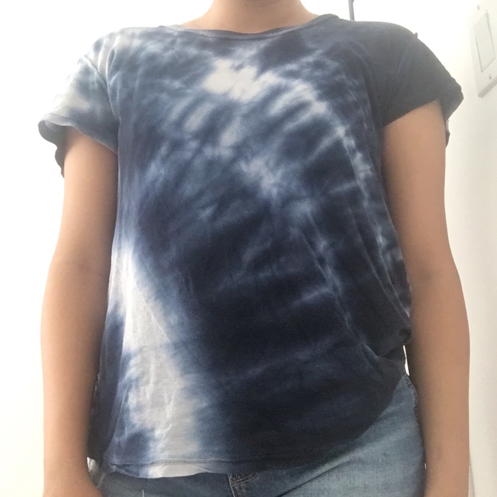 Brandy Melville blue and white tie-dye shirt