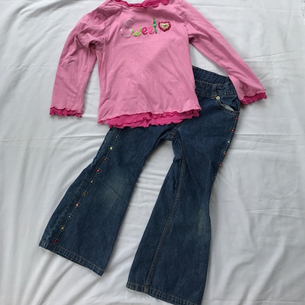 Gymboree jeans & top set, size 5. 🌸