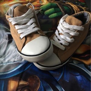 Tommy Hilfiger little boys sneakers Sz 1