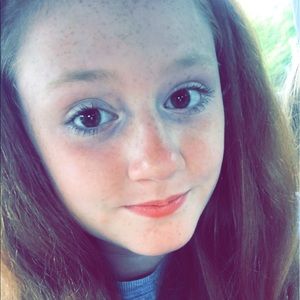 Meet your Posher, Harmony