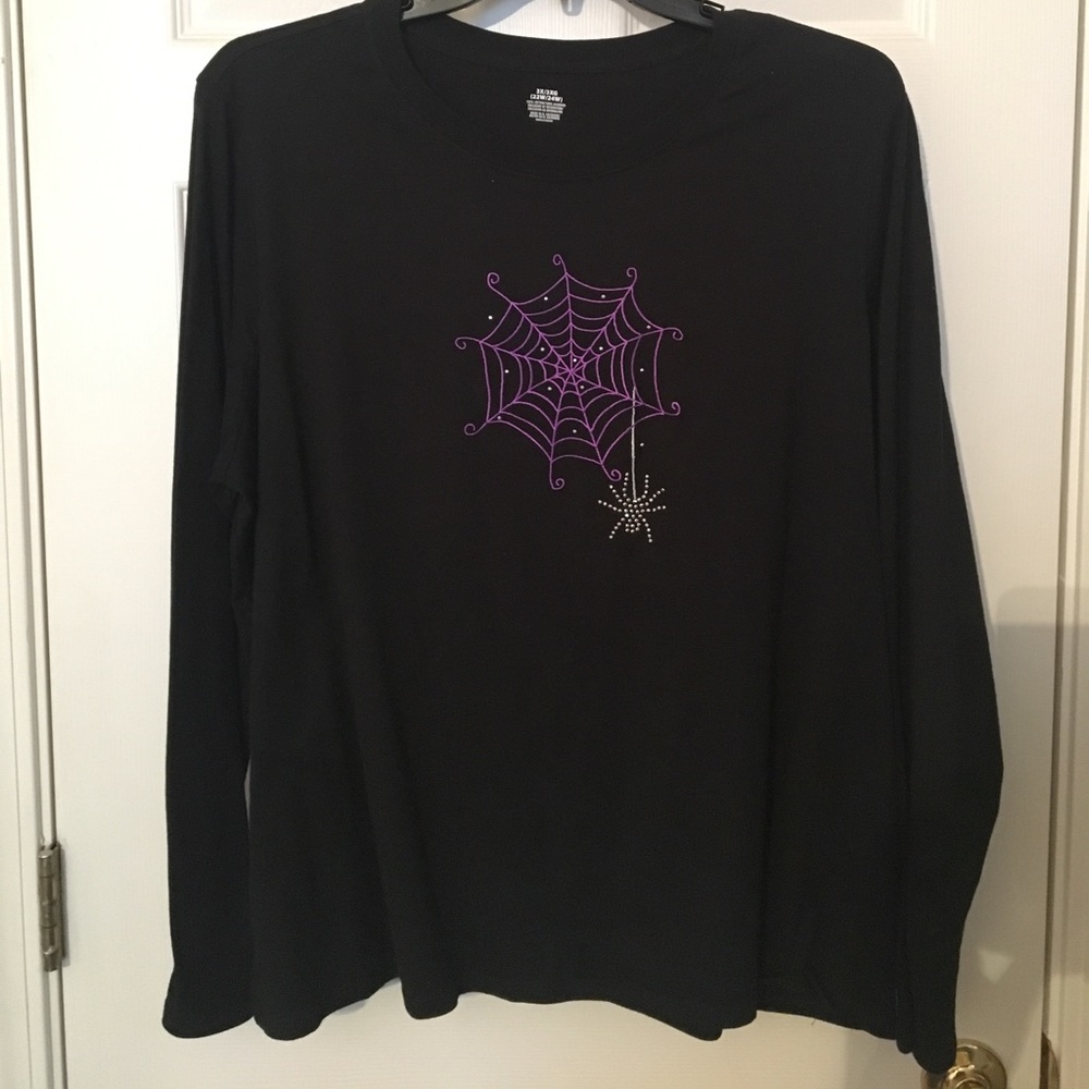 3X Black Halloween T-shirt 🕸🕷