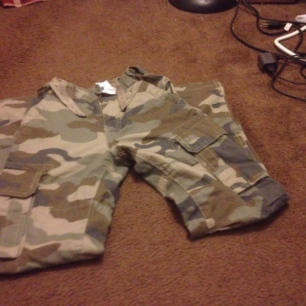 Boys camouflage cargo pants