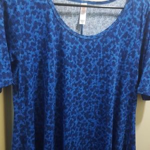 Nwot Lularoe Perfect T medium