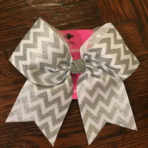 SOLD: $5 - Picture 1 of 2