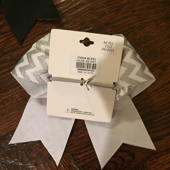 SOLD: $5 - Picture 2 of 2