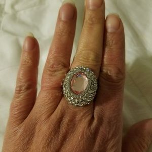 Pink and white rhinestones stretchy ring
