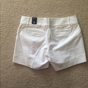 NWT The Limited Tailored Shorts sz 8