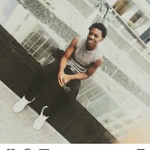 Meet your Posher, Avion