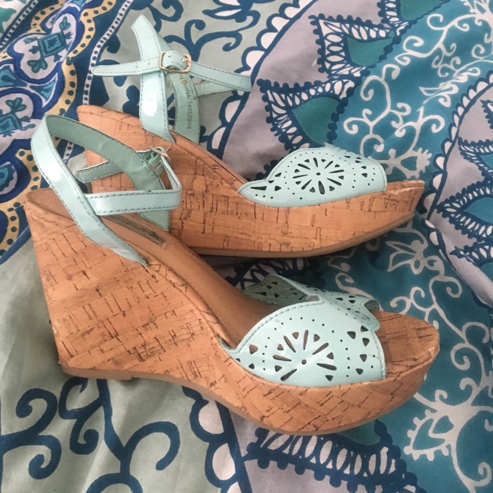 American eagle by Payless light blue wedges