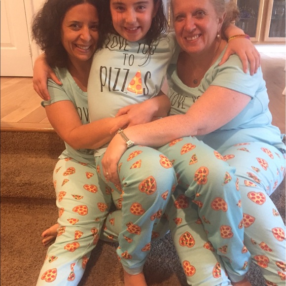 Meet your Posher, Pamela - Picture 2 of 2