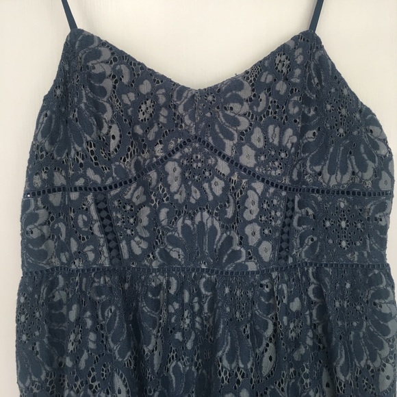 🆕 LOFT Blue lace summer dress - Picture 2 of 4