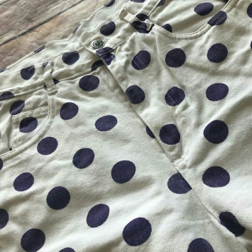 Bought in Turkey-High waisted shorts. - Picture 6 of 6