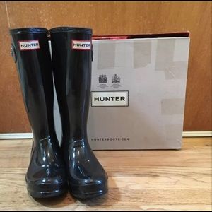 GLOSSY HUNTER BOOTS