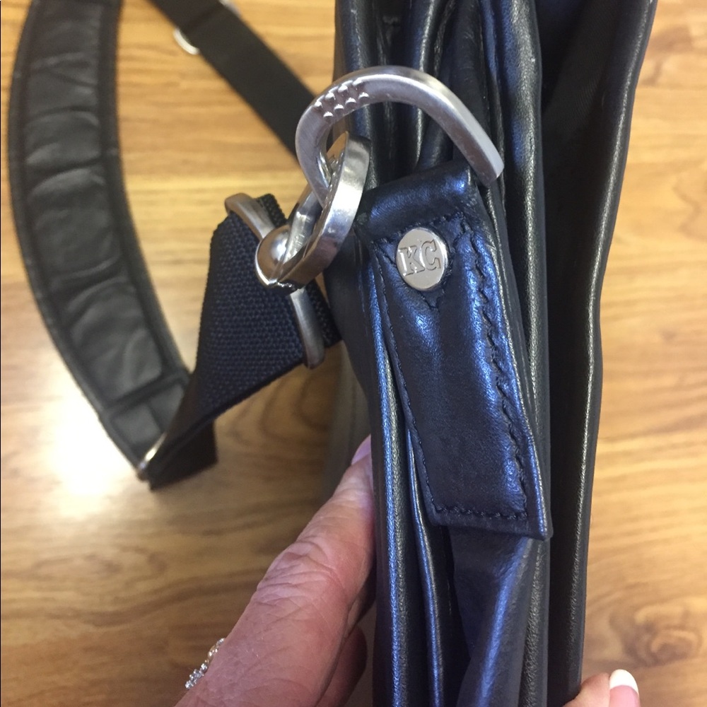 Kenneth Cole laptop case - Picture 8 of 8