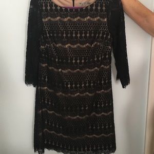 Black lace lightweight dress