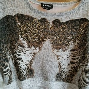 Super cute bebe sheer crop 🐆💕